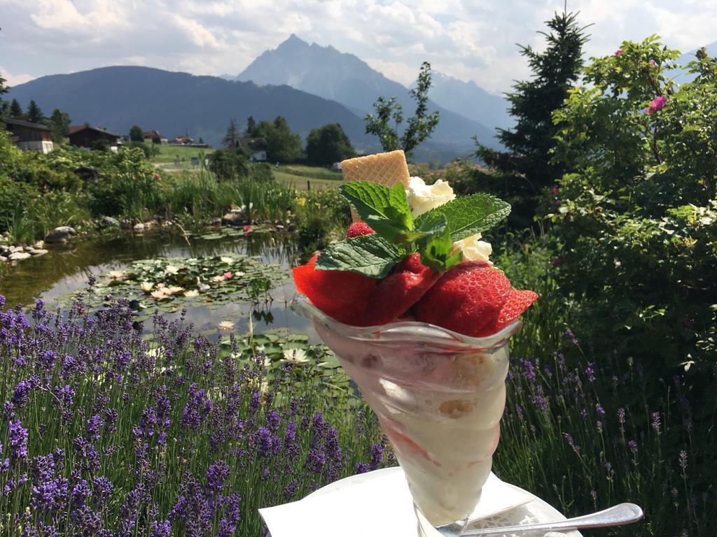 Hotel Restaurant Gruenwalderhof Patsch Exterior photo