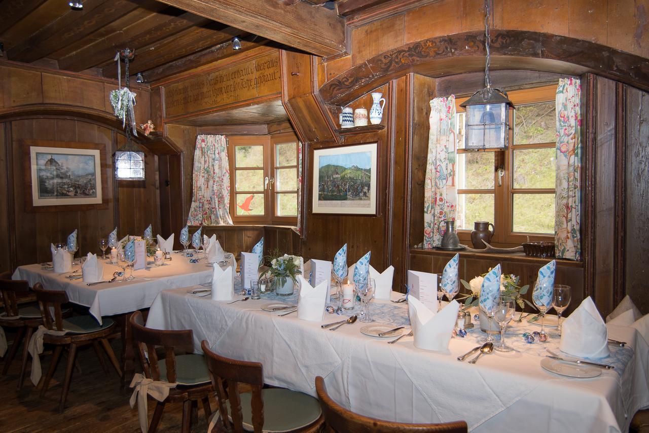Hotel Restaurant Gruenwalderhof Patsch Exterior photo